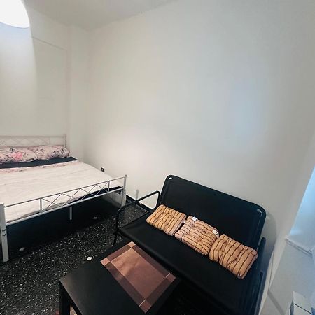 Entire 3 Bed Rooms Apartment,Centrum Génova Exterior foto