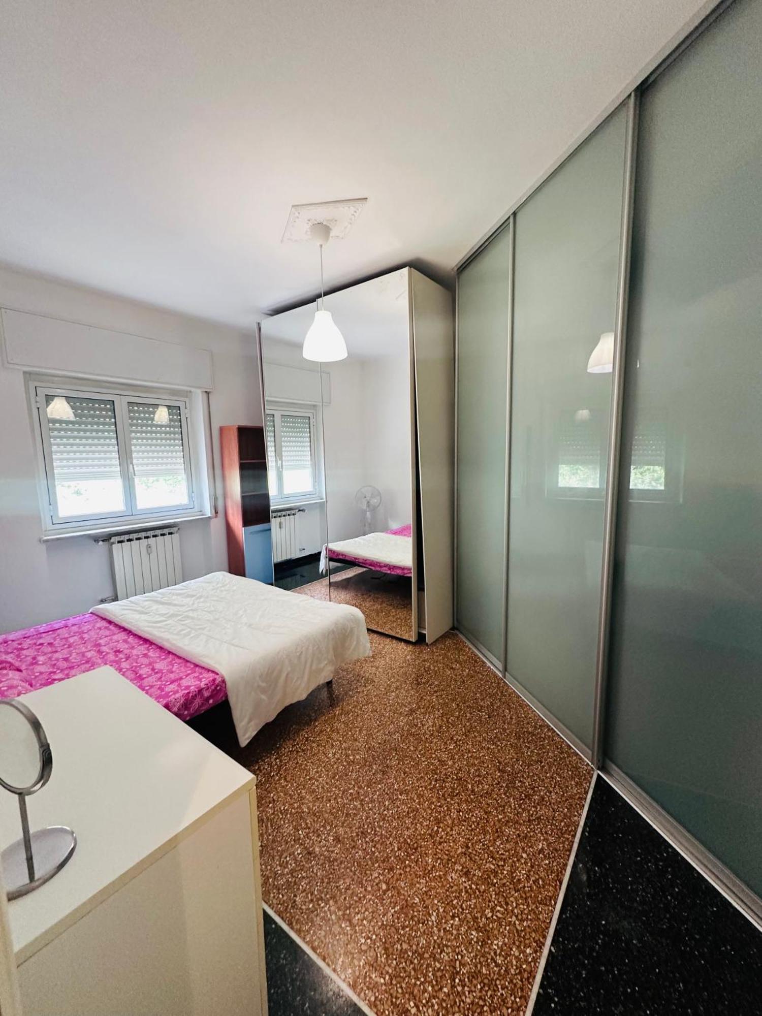 Entire 3 Bed Rooms Apartment,Centrum Génova Exterior foto